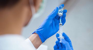 Правительство обещает 2 оплачиваемых выходных за вакцинацию