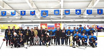 В Южноуральске состоялся финал открытого турнира по хоккею с шайбой
